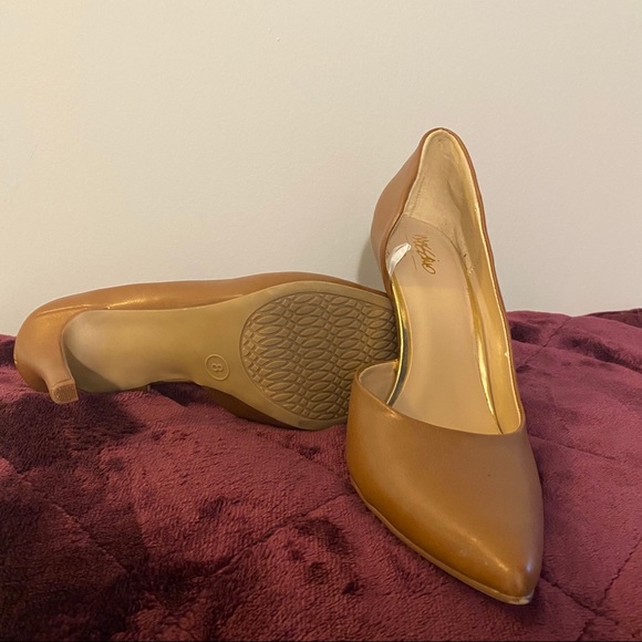 Massimo 31/2 inch heels - Picture 3 of 3